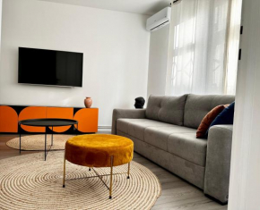 Stylish Central Sarajevo Apartment, Free Parking & WiFi
